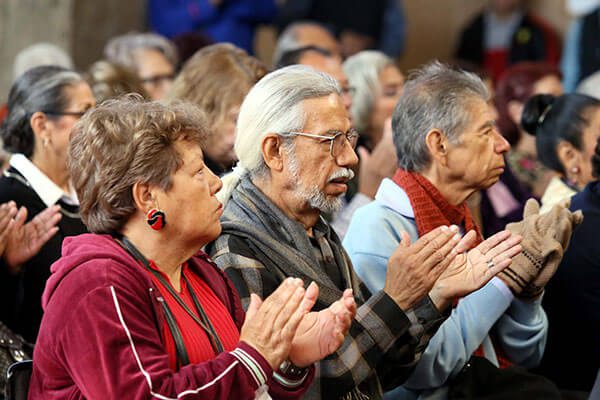Dallas-Explican-a-latinos-como-evitar-fraude-y-robo-de-identidad