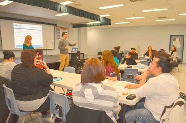 Buscan-dar-seguridad-a-ninos-de-Chicago-ante-el-Efecto-Trump