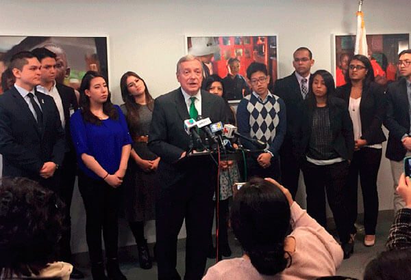 Proyecto-de-ley-para-apoyar-a-jovenes-con-DACA-se-vuelve-bipartidista