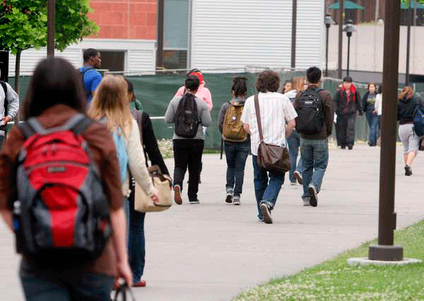 Ley-reduciria-cobros-en-universidades-a-mas-inmigrantes-indocumentados