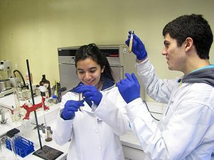 Once-proyectos-de-jovenes-cientificos-latinos-son-premiados