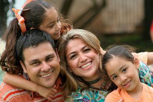 10-maneras-de-estar-seguro-Lo-que-el-LAUSD-esta-recomendando-a-las-familias-inmigrantes-en-su-nueva-guia-de-recursos-We-Are-One