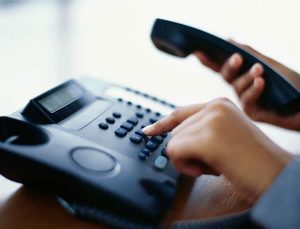 Linea-telefonica-ayudaria-a-indocumentados-durante-operativos-de-ICE-en-condados-de-California