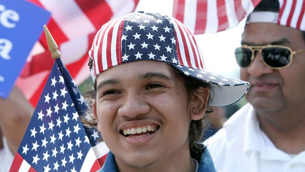 Conoce las razones que te harian perder tu green card