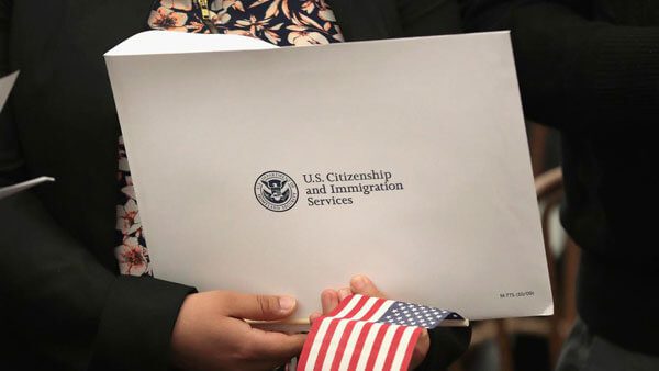 Estas son las condiciones para obtener tu green card por matrimonio