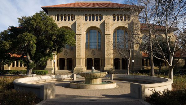 Escuelas de California protegen a sus estudiantes migrantes