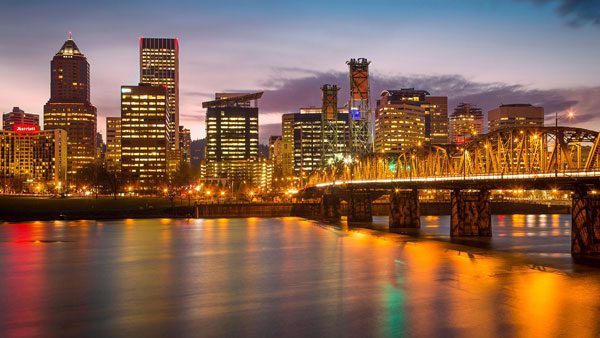 Oregon busca proteger a los “dreamers” en sus estudios y licencia de conducir