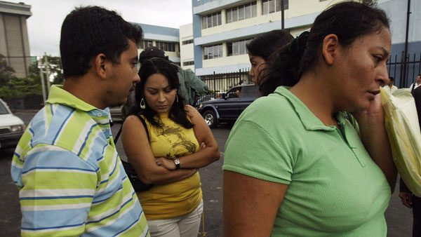 Te decimos qué documentos debes portar independientemente de tu situación migratoria