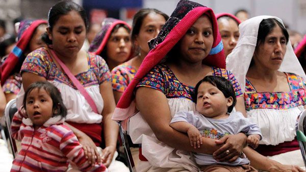 Se buscan traductores de lenguas indígenas para migrantes separados de sus hijos en EUA