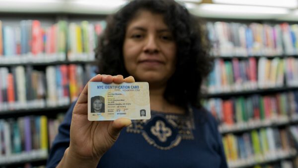 Si vives en Nueva York, podrás tramitar una identificación sin importar tu situación migratoria