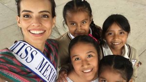 Mexicana que gana el certamen Miss Mundo 2018 colabora con organización que apoya a migrantes