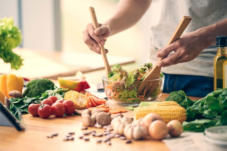 Comer saludablemente, ayuda a tener mejores defensas