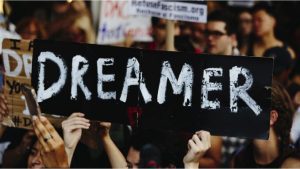Fiscal de Los Ángeles defiende a dreamers