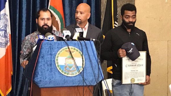 Migrantes latinos salvan a niña en metro de Nueva York