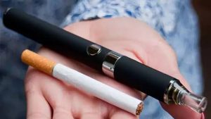 Cigarros electrónicos igual de nocivos que los cigarrillos normales