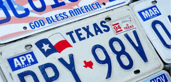 Texas elimina placas temporales de papel para prevenir fraudes