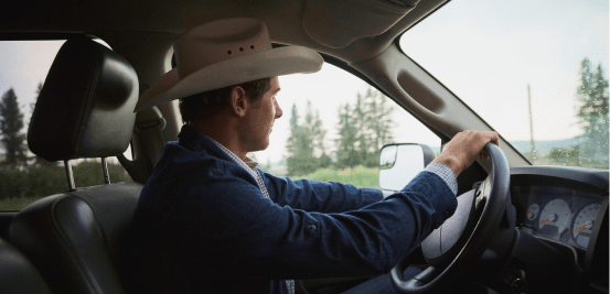 Tribunal federal suspende nuevas medidas que limitaban licencias comerciales de conducir para inmigrantes