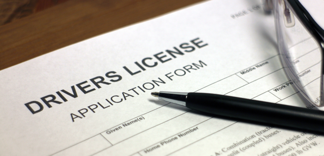 Florida exigirá que licencias de conducir incluyan el estatus migratorio de los titulares