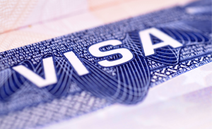 Estados Unidos lanza programa piloto para agilizar citas de visa de turista en México por 750 dólares